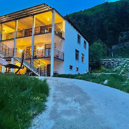Guesthouse Shampriani Mestia Eksteriør bilde