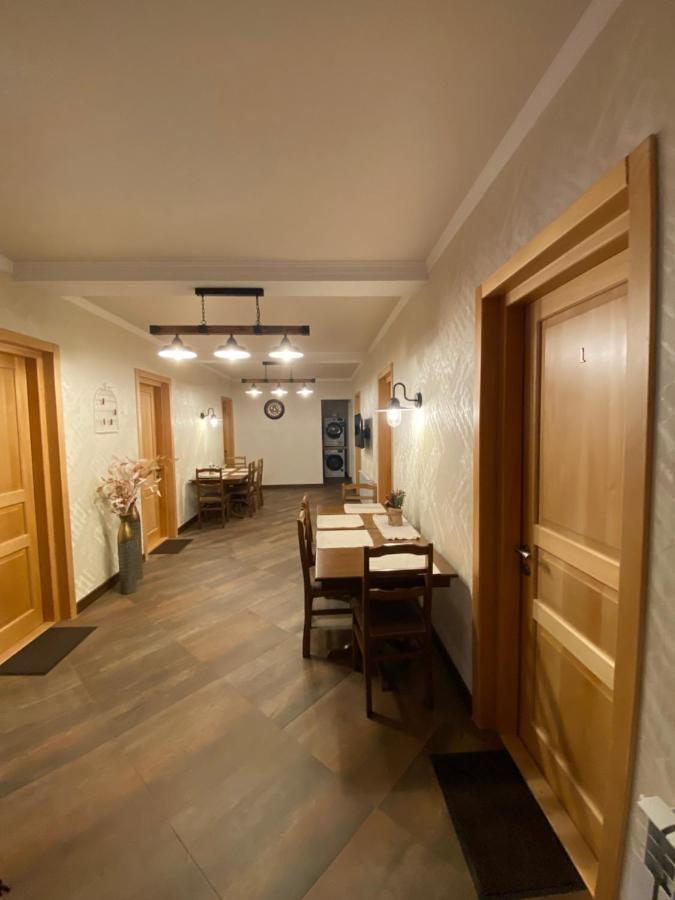 Guesthouse Shampriani Mestia Eksteriør bilde